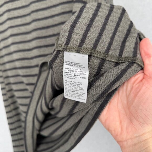 Chicos Zenergy Soft Essentials Tank Size 8/10 Olive Green Black Soft Stretch NEW - Picture 6 of 11